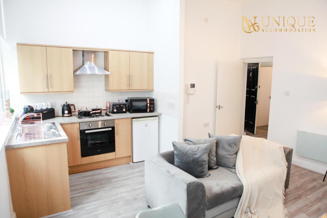 Unique Accommodation Liverpool - Luxury 2 Bed Apartments , Perfect For Business & Families, Book Now מראה חיצוני תמונה